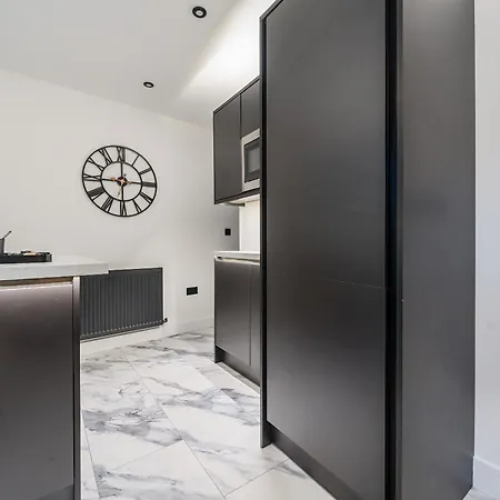 Modern Town House In Feriehus *