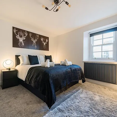 Modern Town House In Feriehus