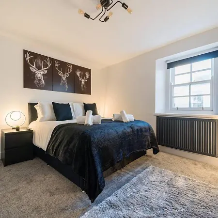 بيت للعطل Modern 2-bed Sleeps 3 Wi-fi *