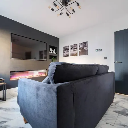 Modern 2-bed Sleeps 3 Wi-fi Semesterbostad Cockermouth
