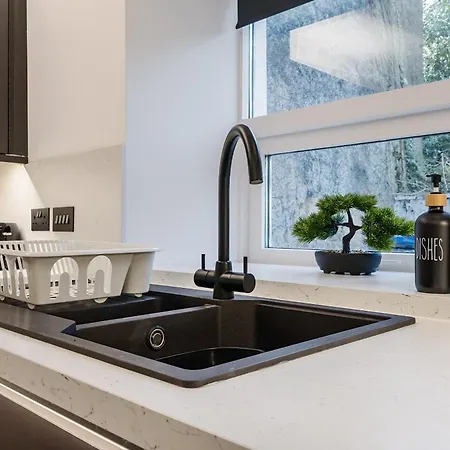 Modern Town House In